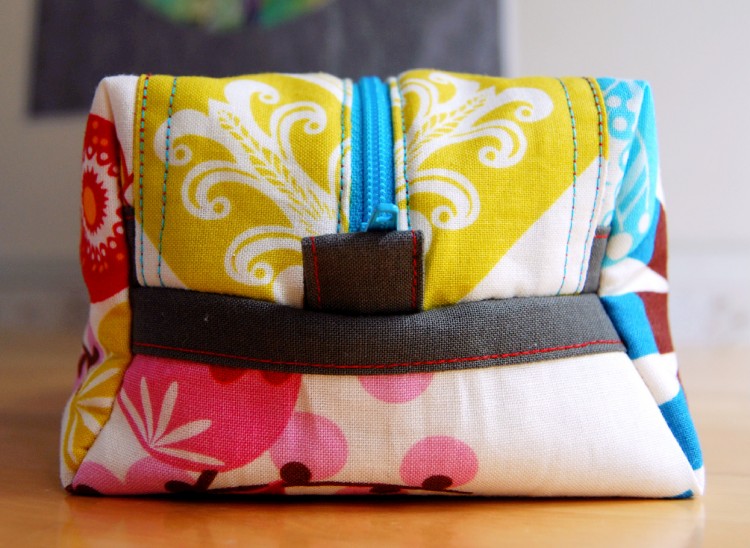 Cosmetics Bag tab view