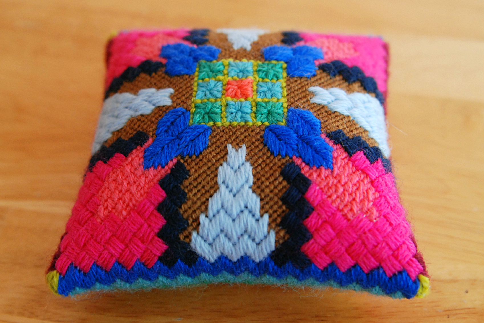Nouveau Needle Cushion 5