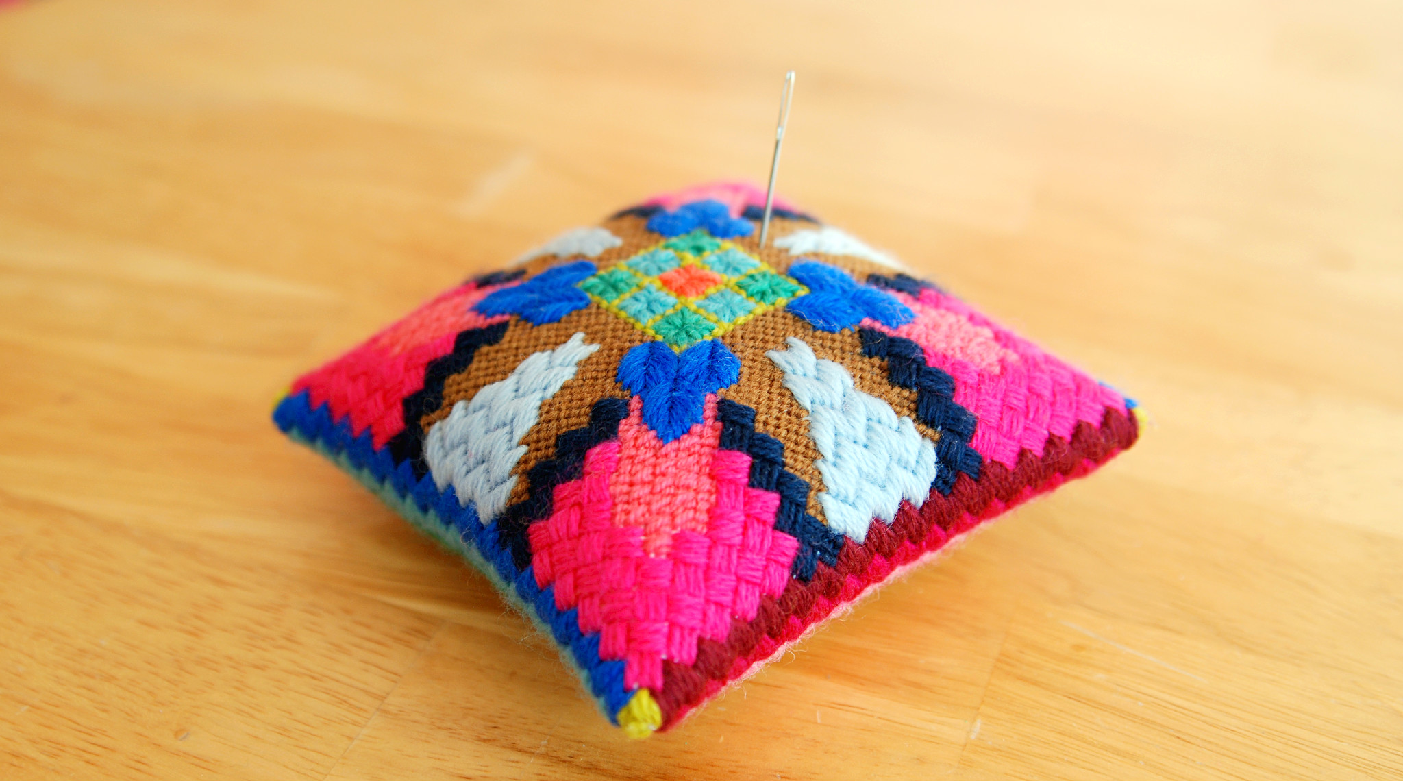 Nouveau Needle Cushion 2