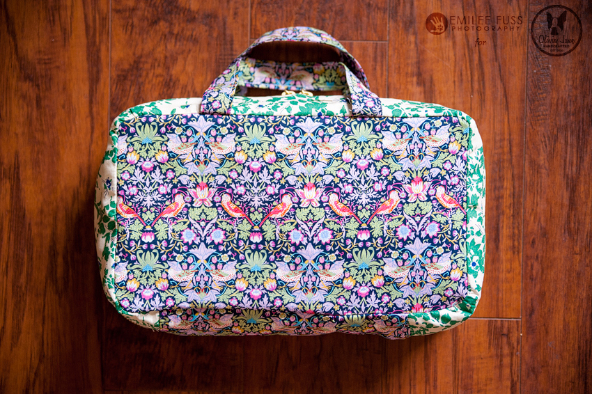 FREE DIY Travel Cosmetics Case Tutorial