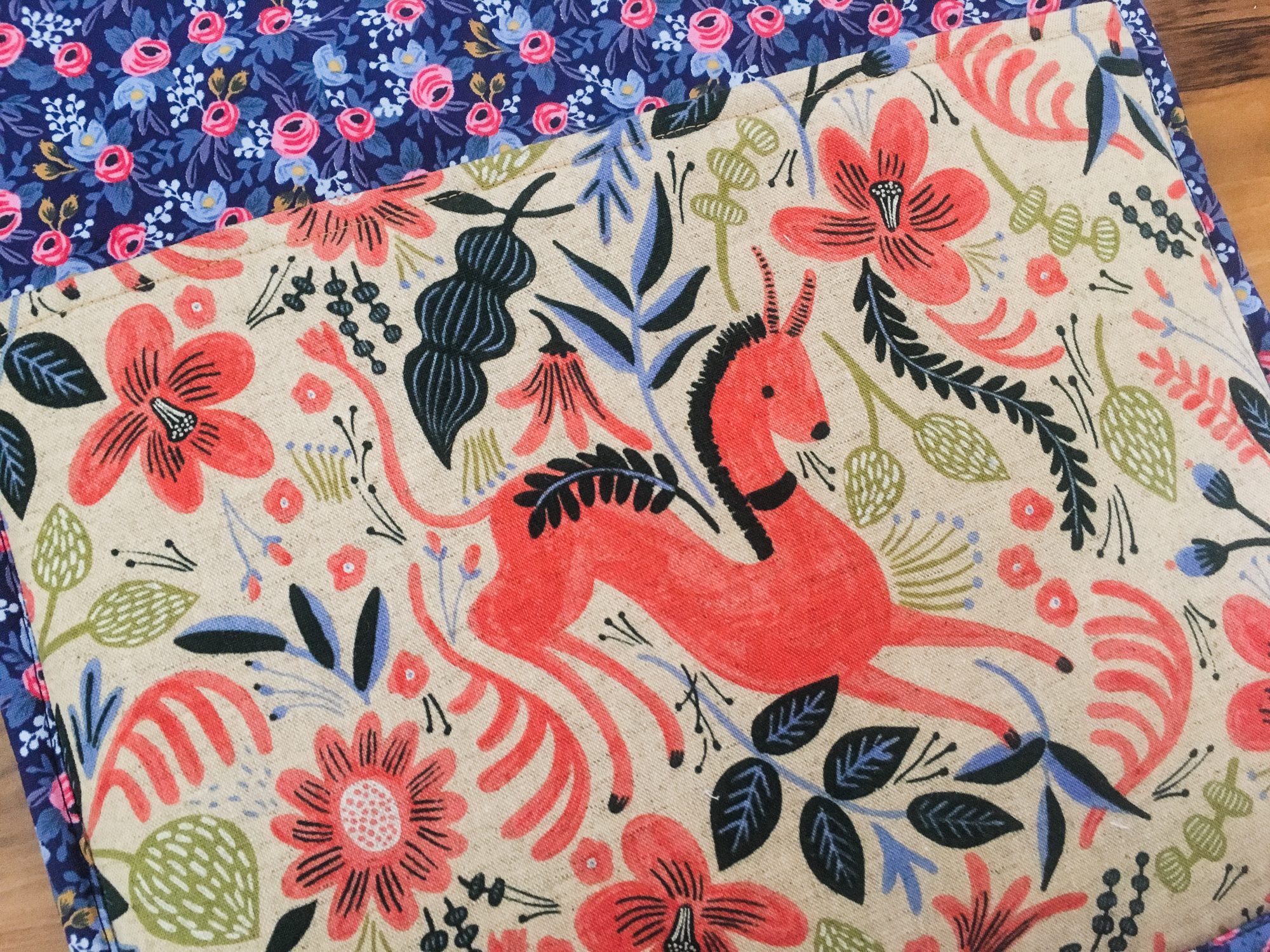 Free DIY custom laptop sleeve tutorial