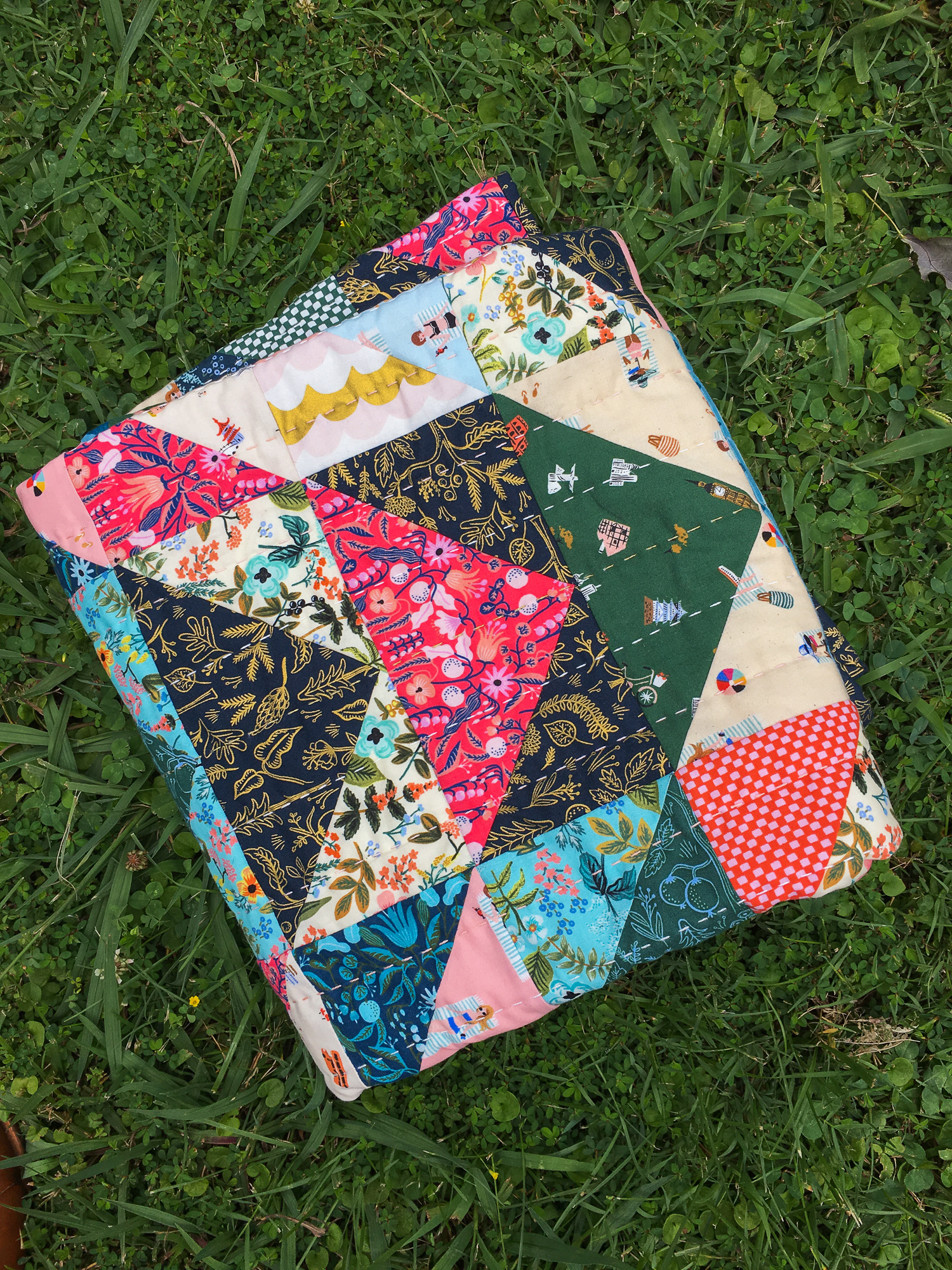 a summer of stitches Amalfi custom quilt