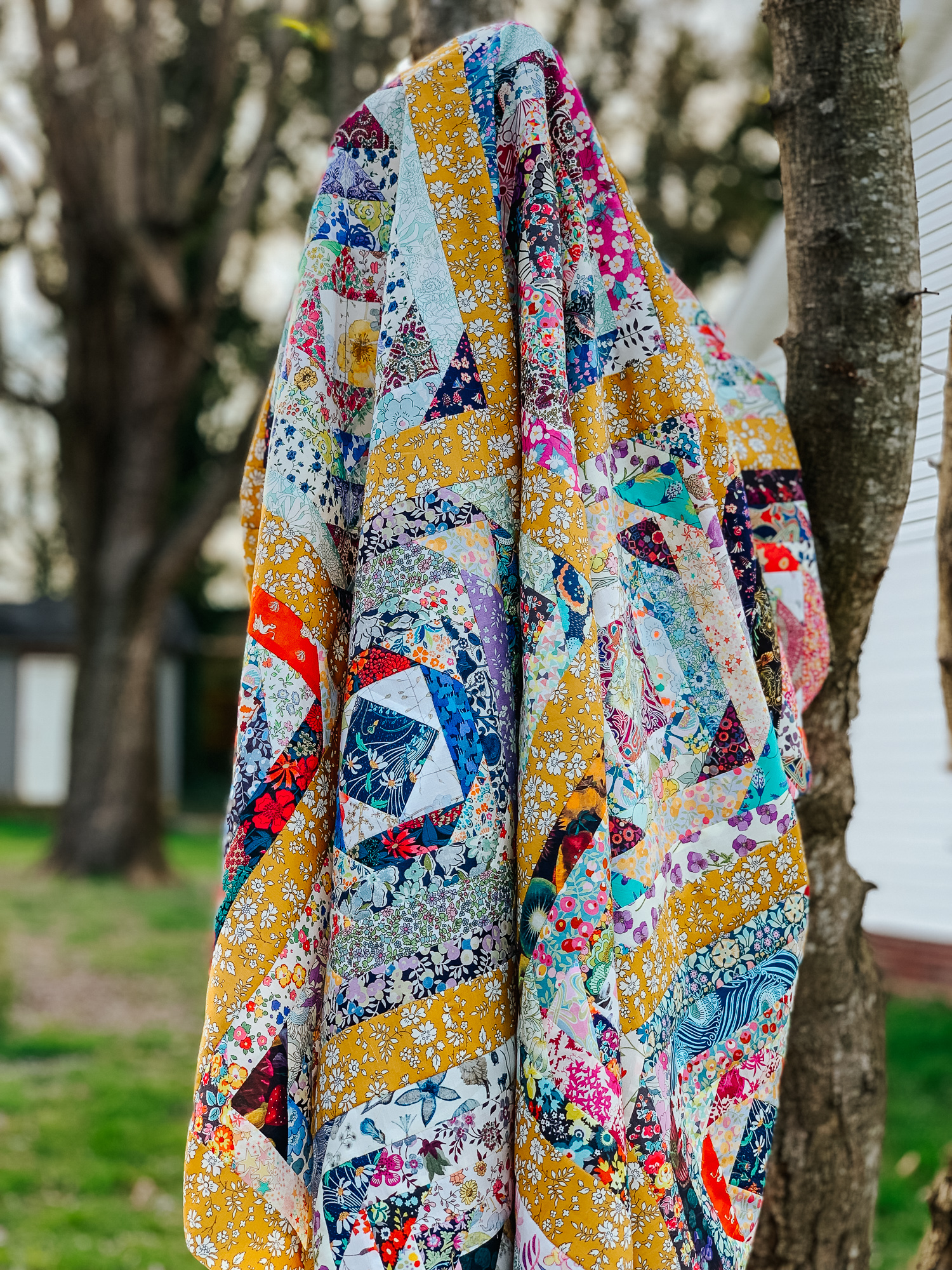 Pineapple quilt with Liberty lawn scraps