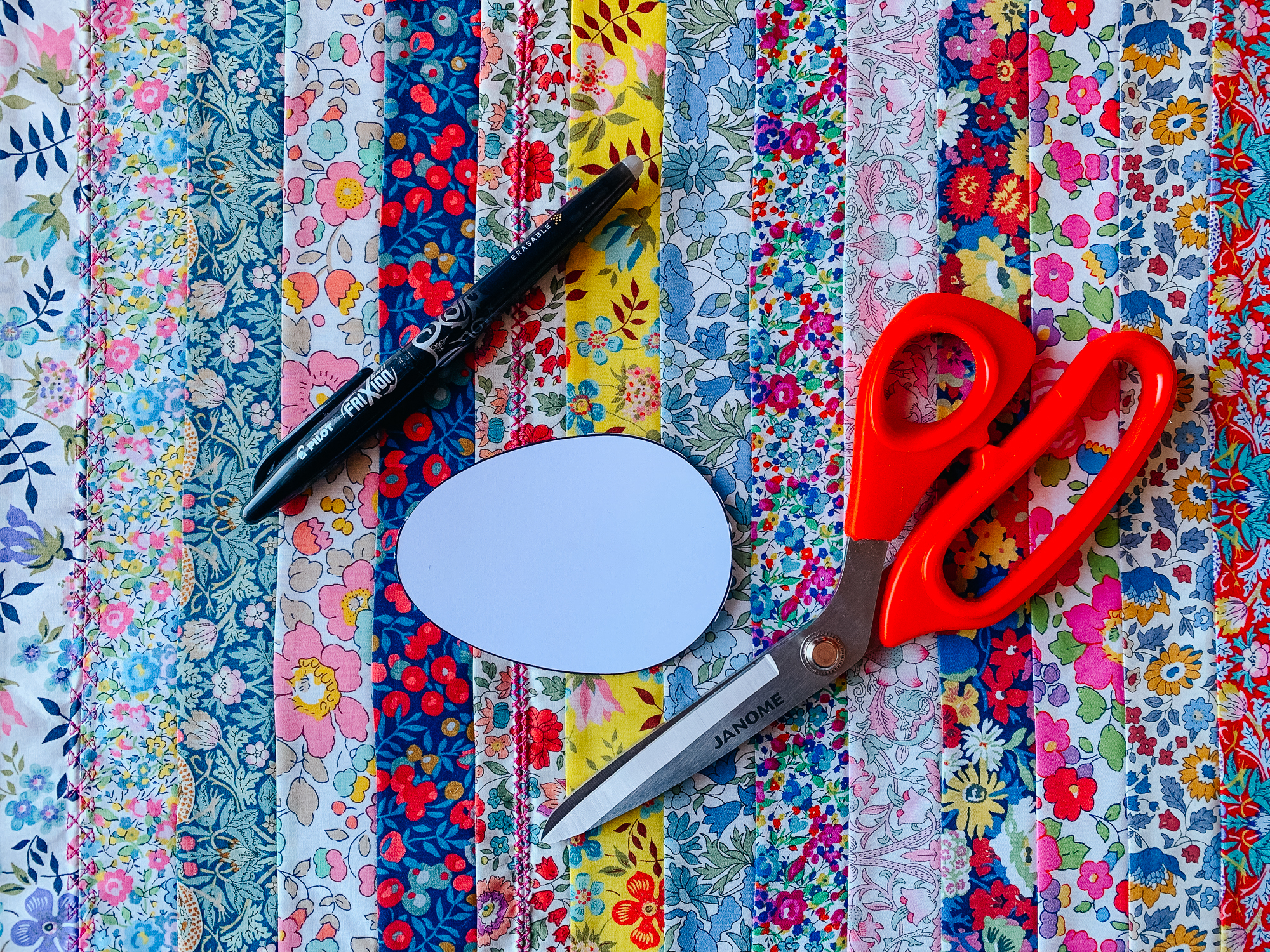 FREE DIY Easter egg garland tutorial