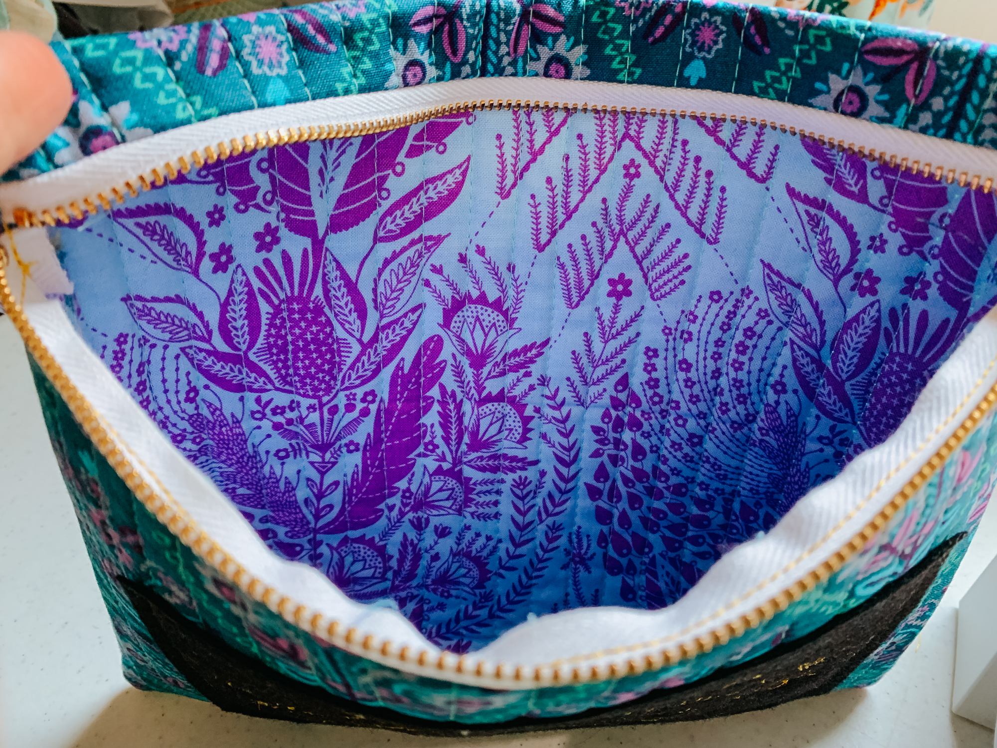 Janome embroidered bag tutorial skyline s9