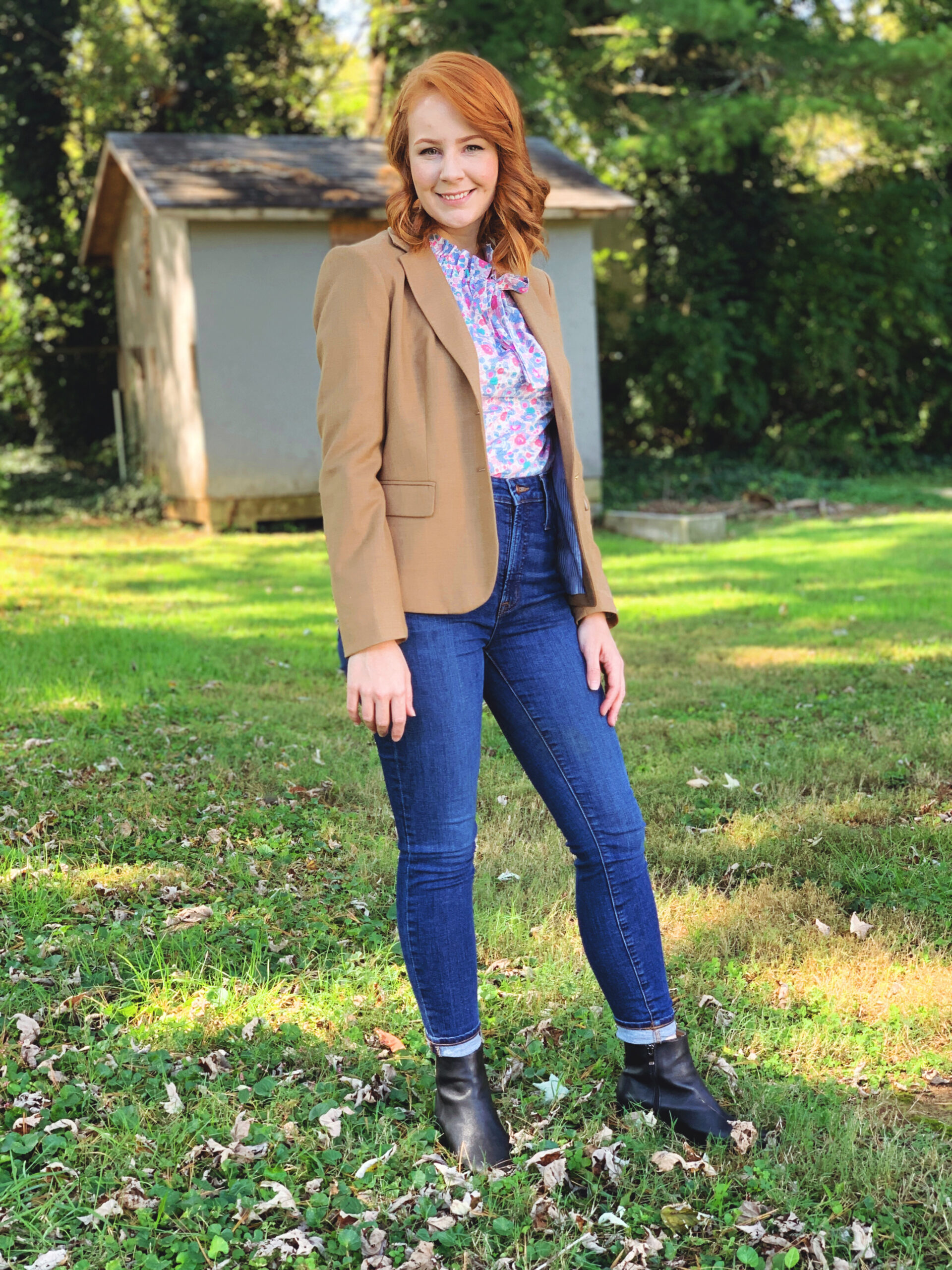 Betsy Neon Bloom Wilder Top and La Parisienne en ete