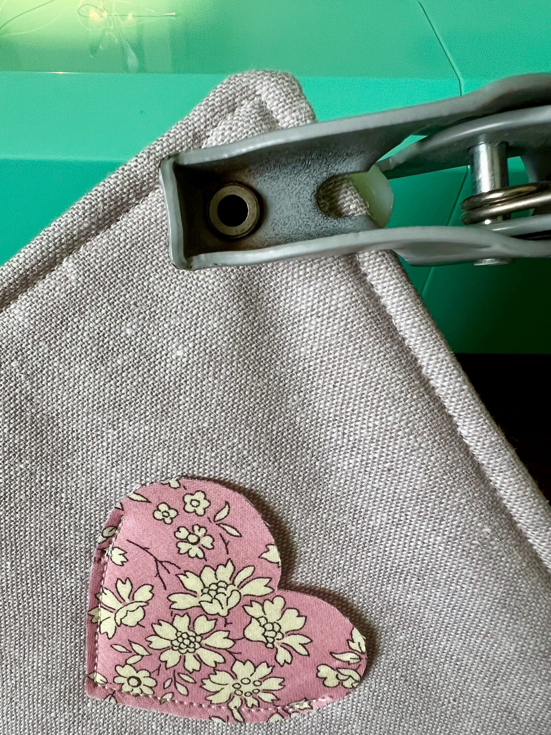install grommets valentine's advent calendar