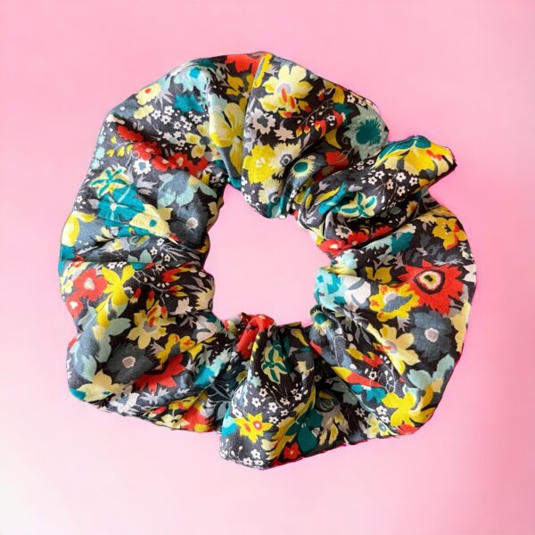 liberty scrunchie Thorpe night