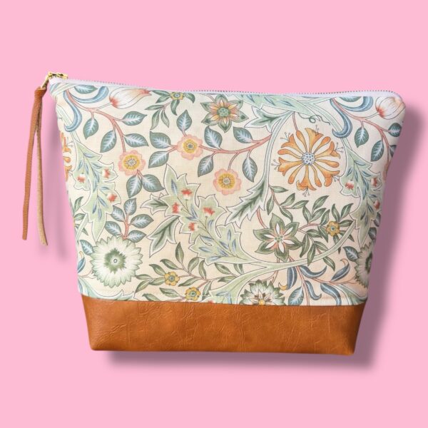 Large Flat Bottom Bag : Morris Wilhelmina