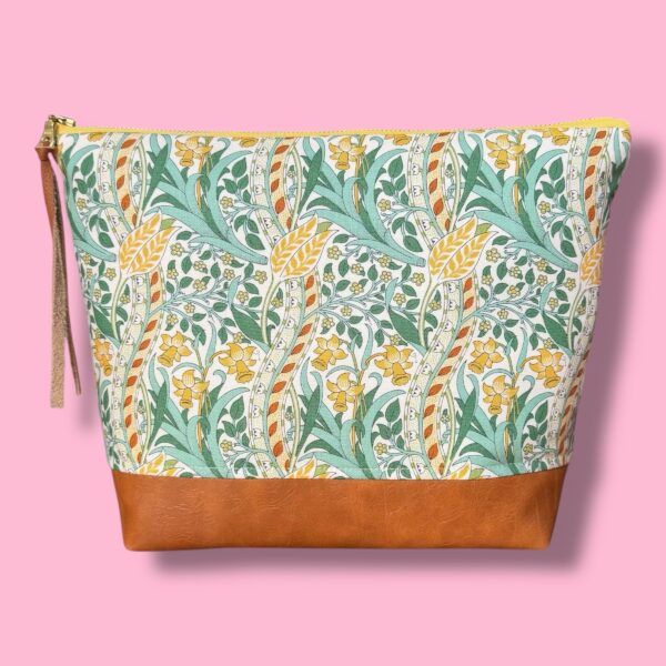 Large Flat Bottom Bag : Morris Daffodil