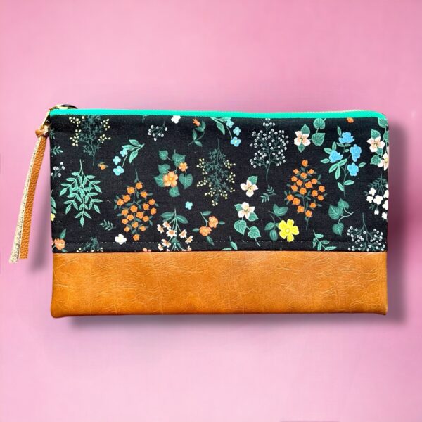 Signature Clutch : Rifle Paper Co Hawthorne