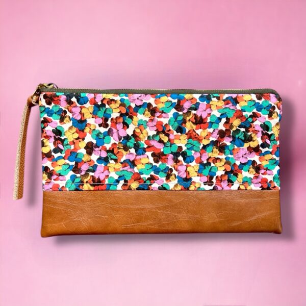 Signature Clutch : Liberty Hilary Ann Multi