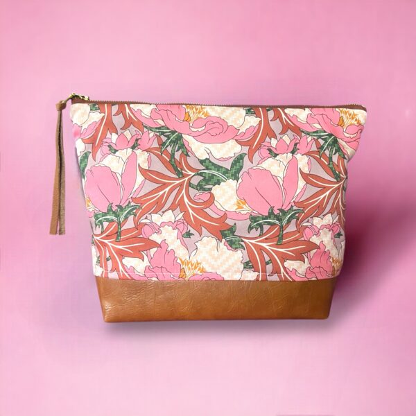 Large Flat Bottom Bag : Liberty Lindsay Legacy