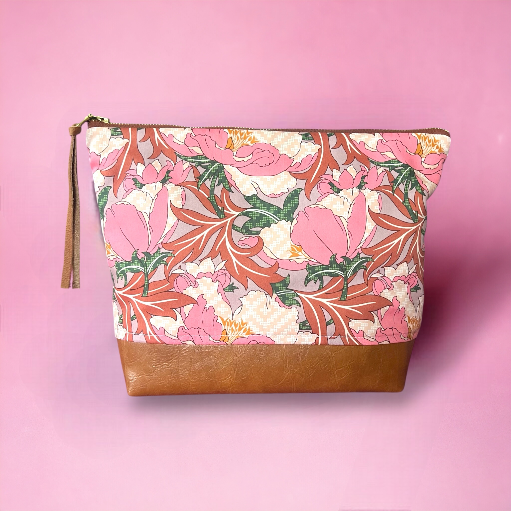 Large Flat Bottom Bag : Liberty Lindsay Legacy