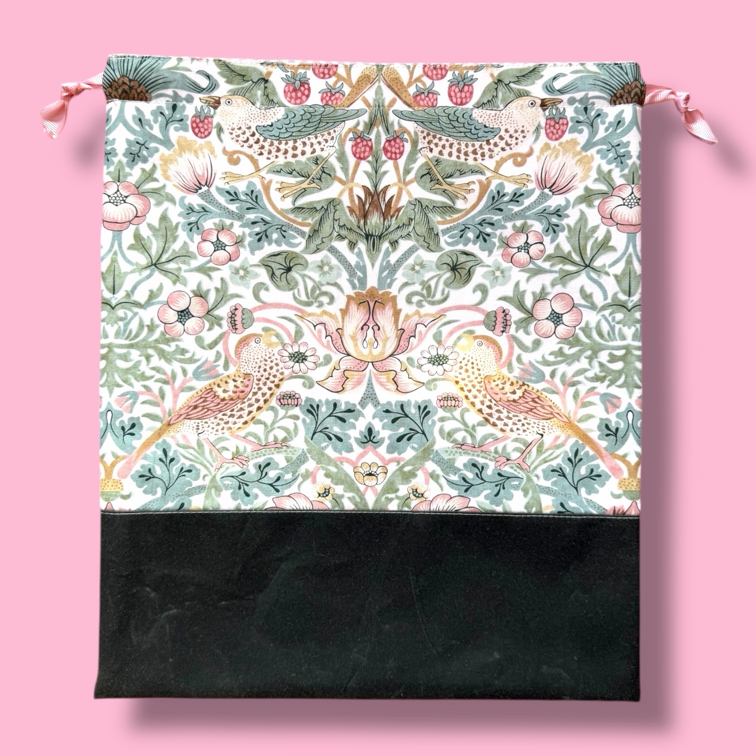Standard Project Bag : Morris Strawberry Thief Cream
